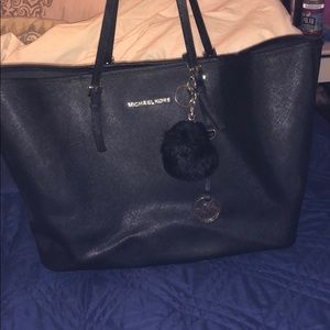 Michael Kors tote